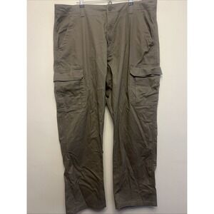 Wrangler men's cargo pants, 40 x 30, khaki, NWOT‎